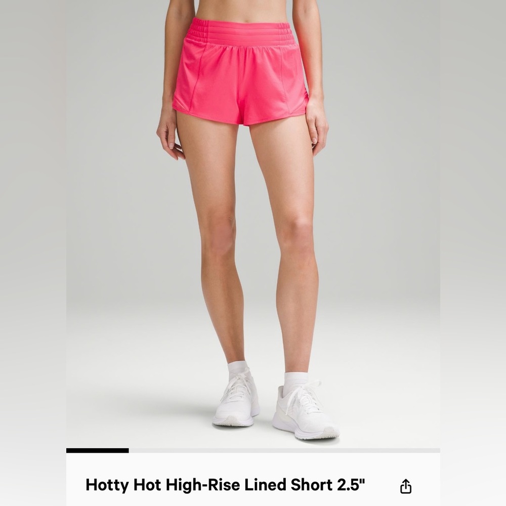 Lululemon Hotty Hot High-Rise 2.5” Shorts